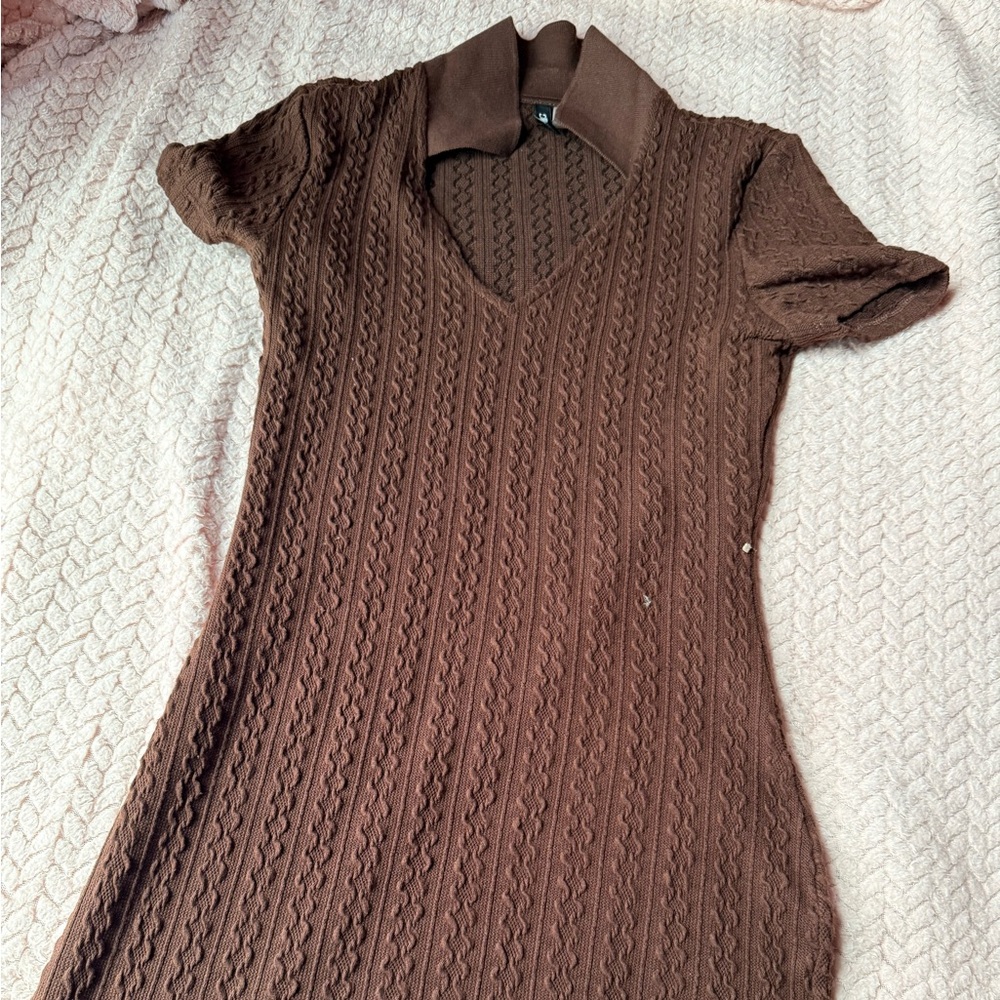 Small Brown dress / short sleeve with collar